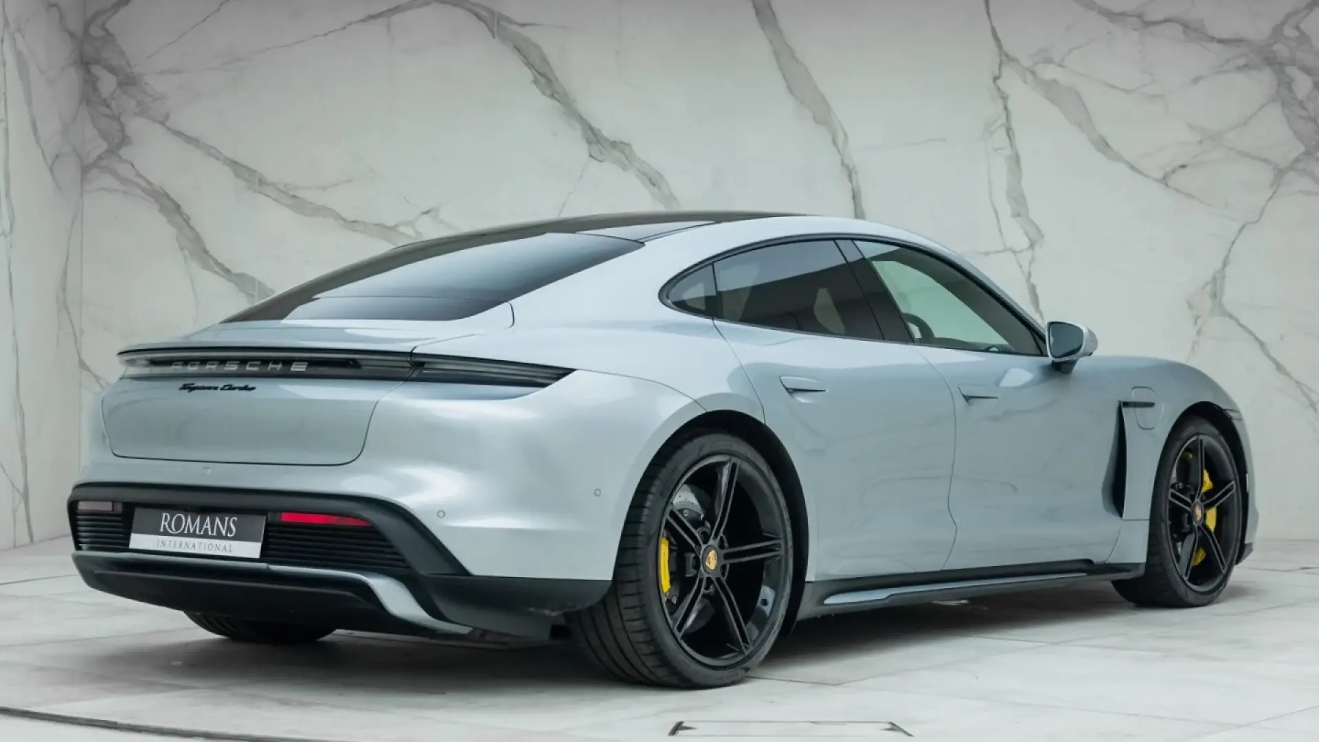 Porche Taycan Turbo