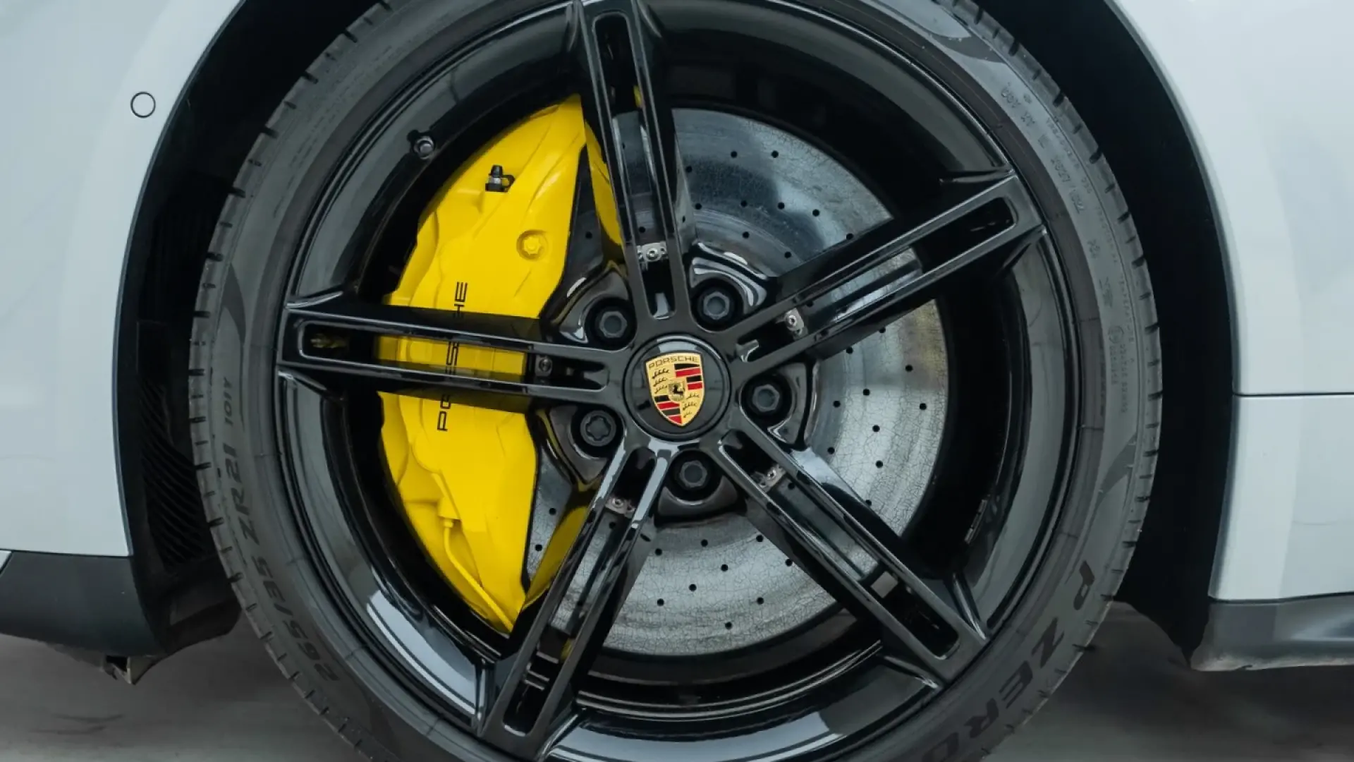 Porche Taycan Turbo